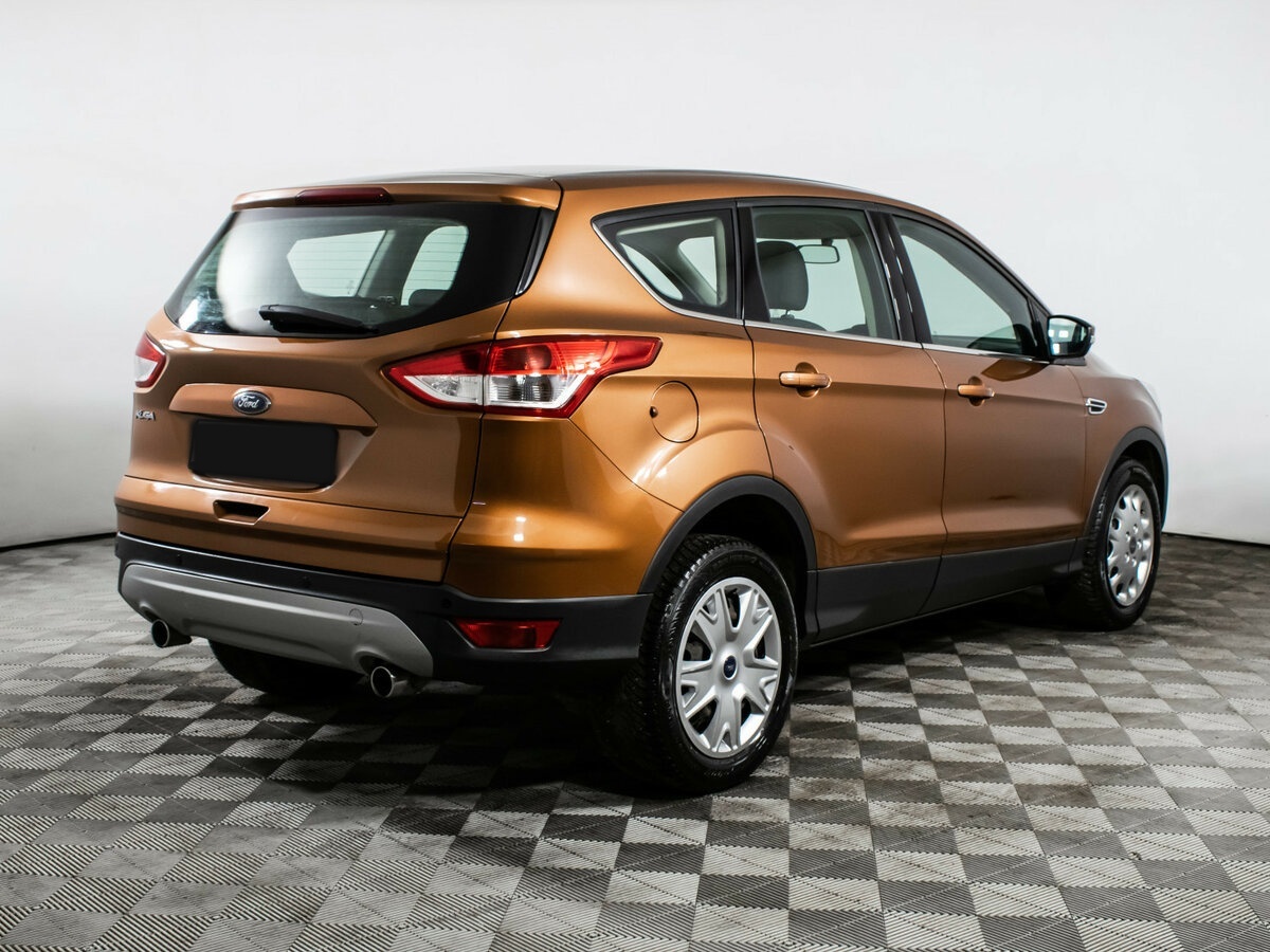 Ford Kuga 2015 года с пробегом. Фото: #4