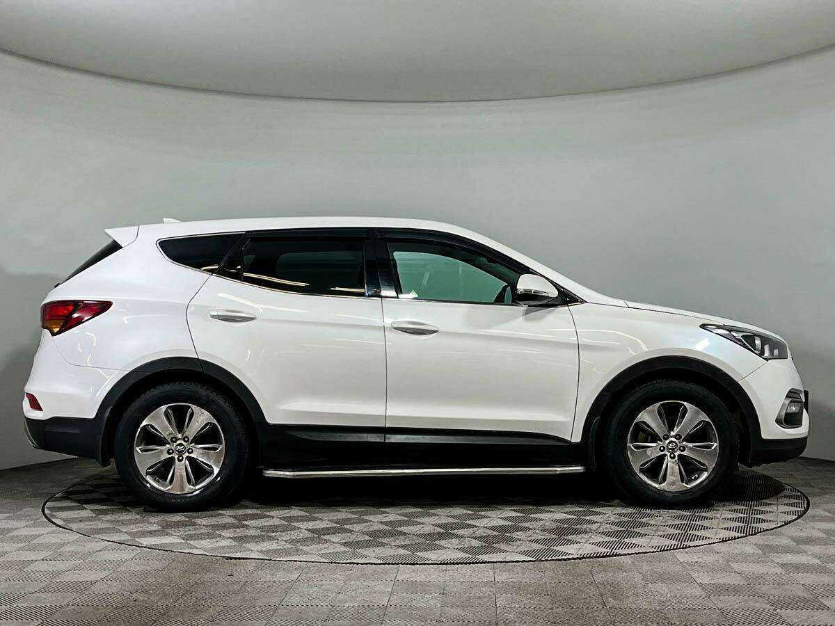 Hyundai Santa Fe 2017 года с пробегом. Фото: #3