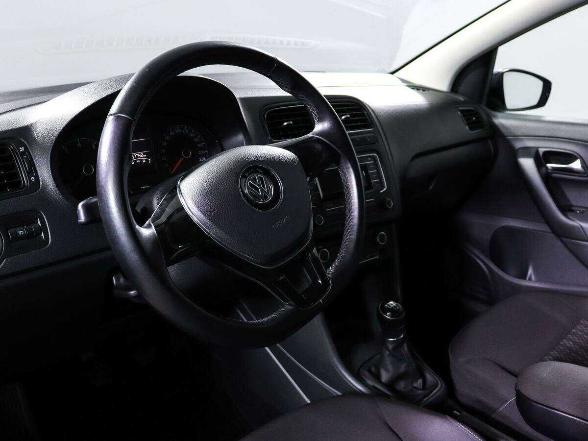 Volkswagen Polo 2016 года с пробегом. Фото: #10