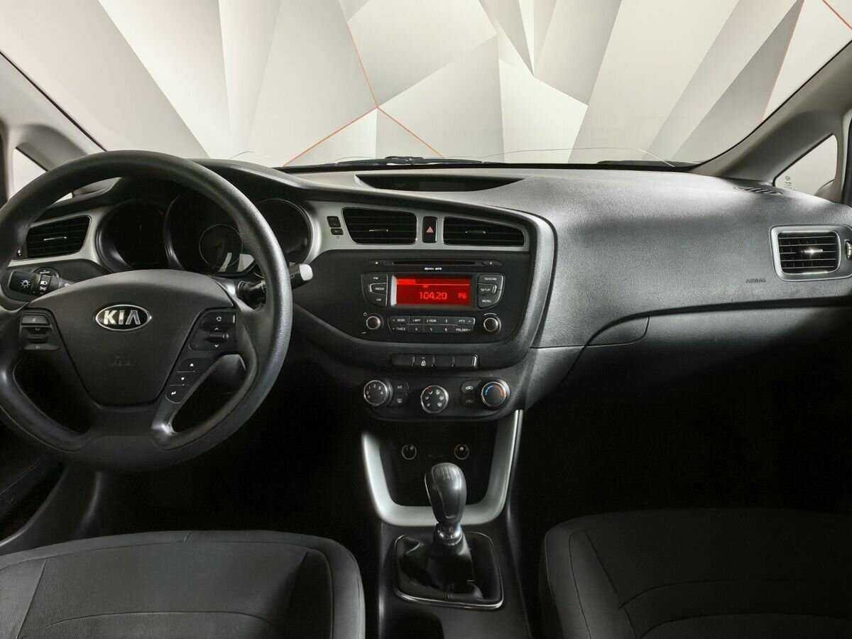 Kia Ceed 2014 года с пробегом. Фото: #9