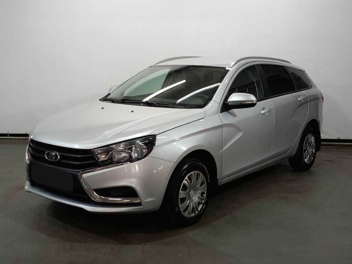 Lada (ВАЗ) Vesta 2021 года с пробегом. Посмотреть фото