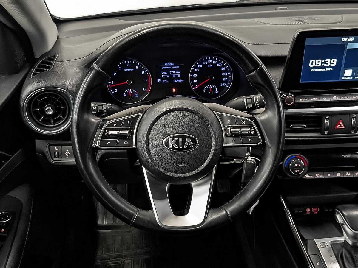 Kia Cerato 2021 года с пробегом. Фото: #21