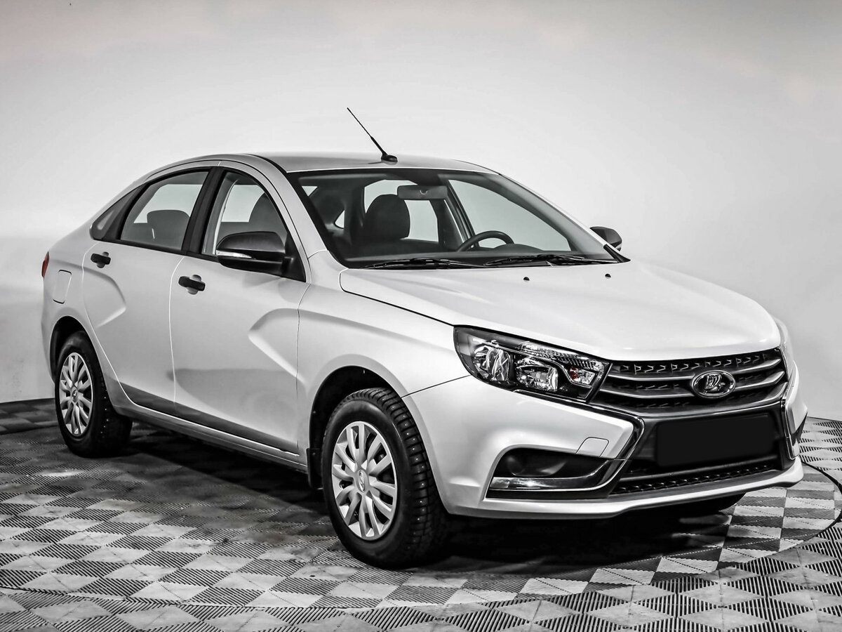 Lada (ВАЗ) Vesta 2018 года с пробегом. Фото: #2
