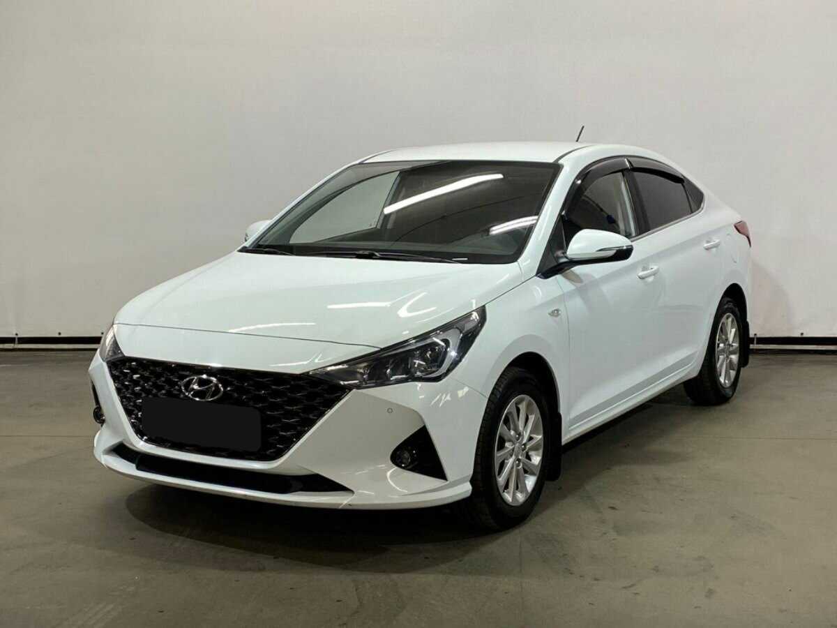 Hyundai Solaris 2020 года с пробегом. Посмотреть фото