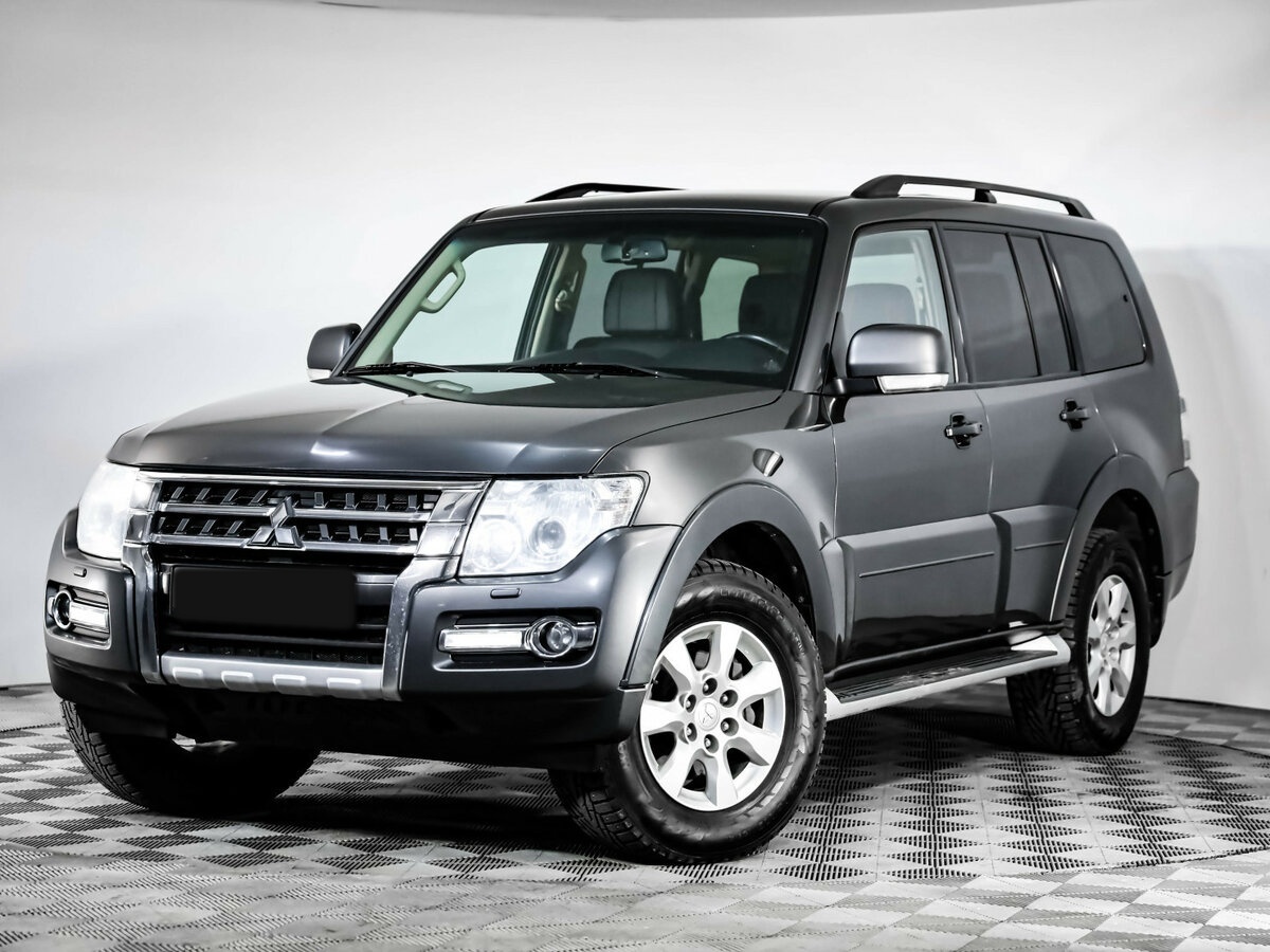 Mitsubishi Pajero 2015 года с пробегом. Фото: #0