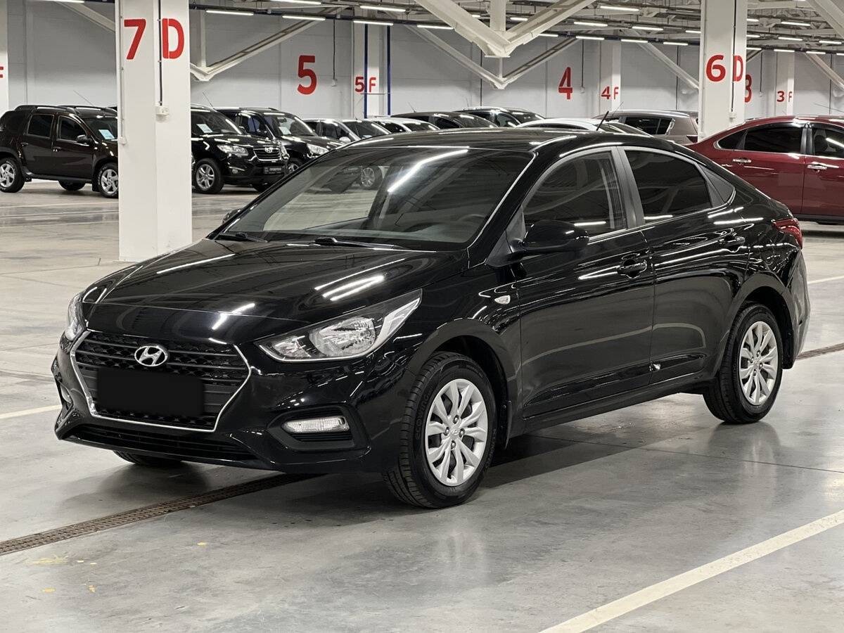 Hyundai Solaris 2017 года с пробегом. Посмотреть фото
