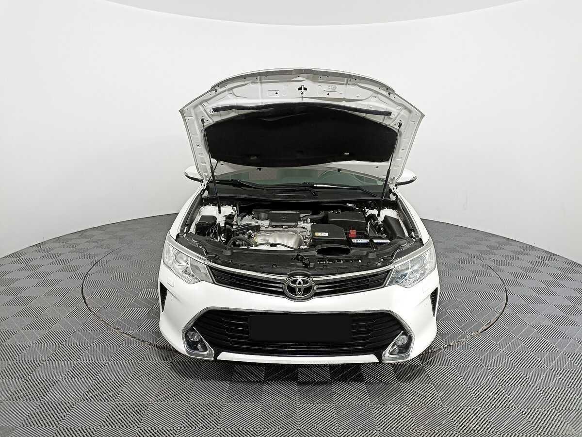 Toyota Camry 2017 года с пробегом. Фото: #8