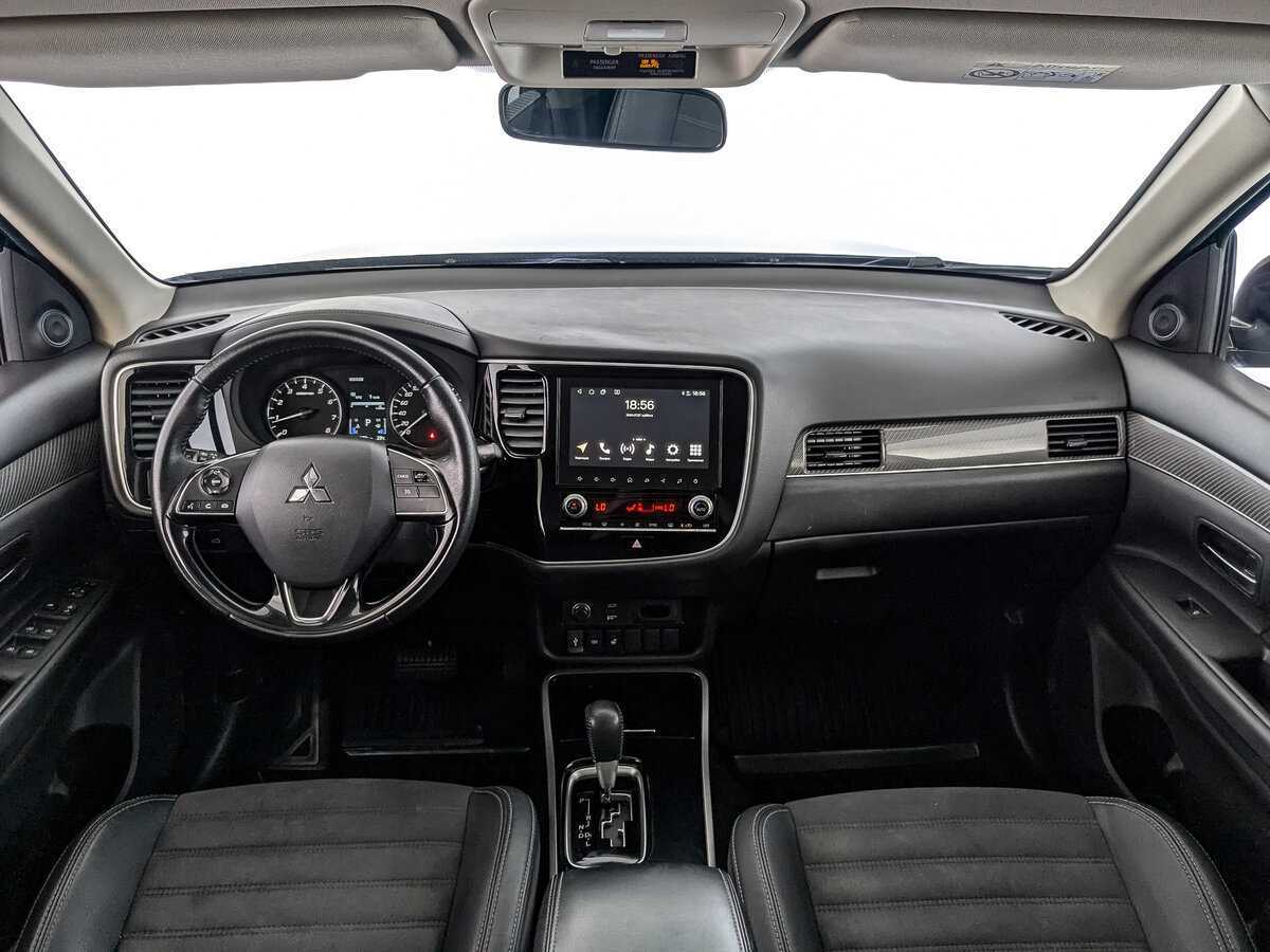 Mitsubishi Outlander 2021 года с пробегом. Фото: #9