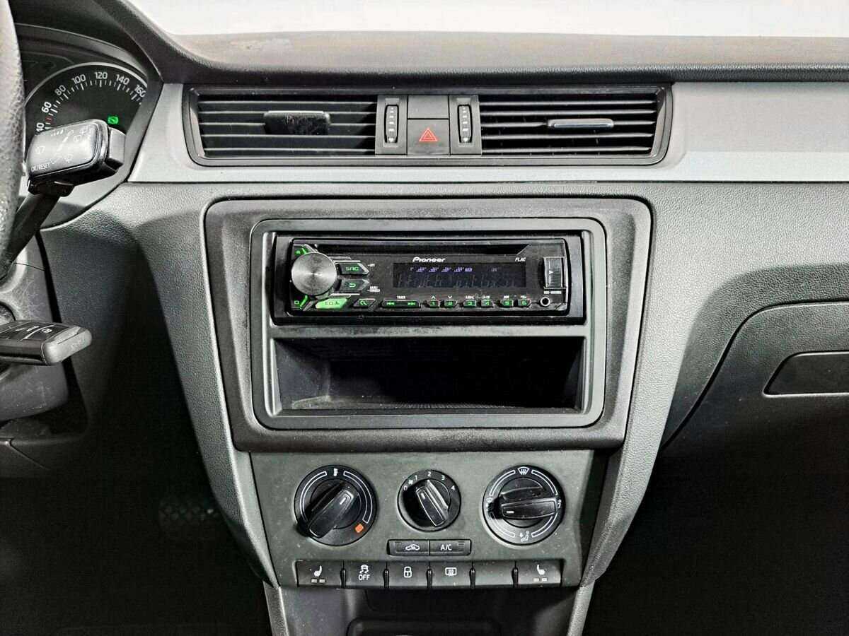 Skoda Rapid 2017 года с пробегом. Фото: #14