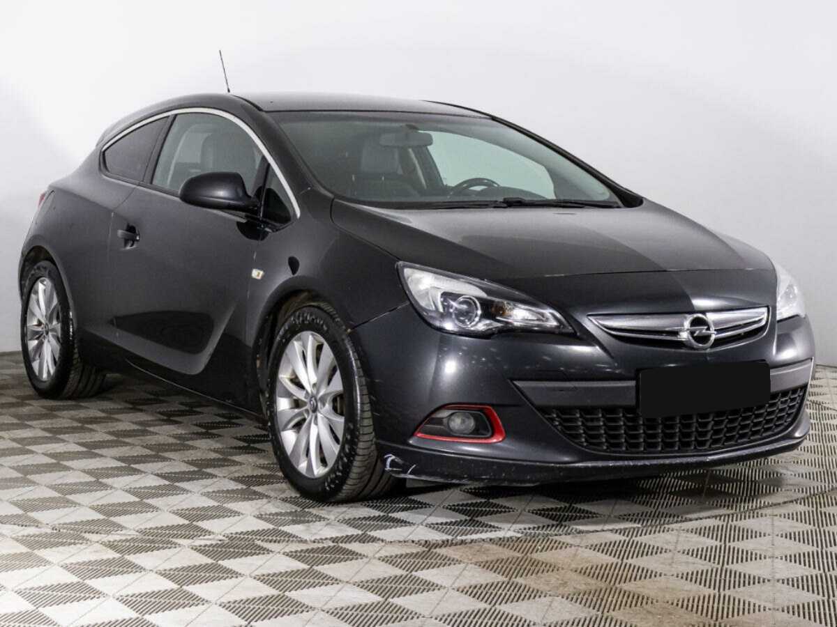 Opel Astra 2012 года с пробегом. Фото: #2