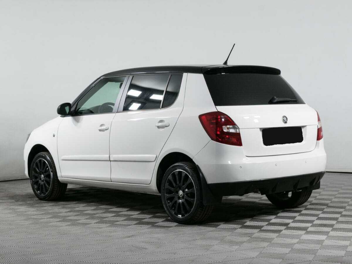 Skoda Fabia 2013 года с пробегом. Фото: #5