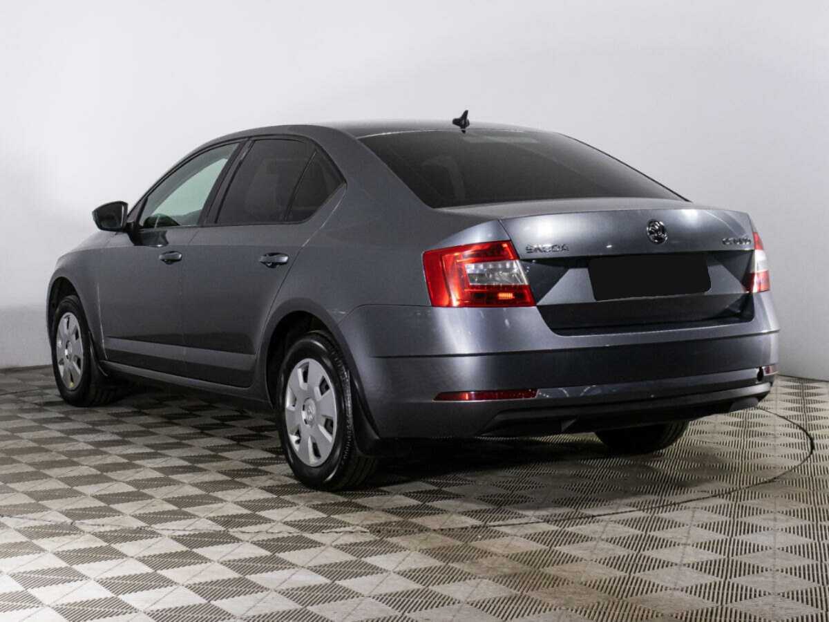 Skoda Octavia 2018 года с пробегом. Фото: #6