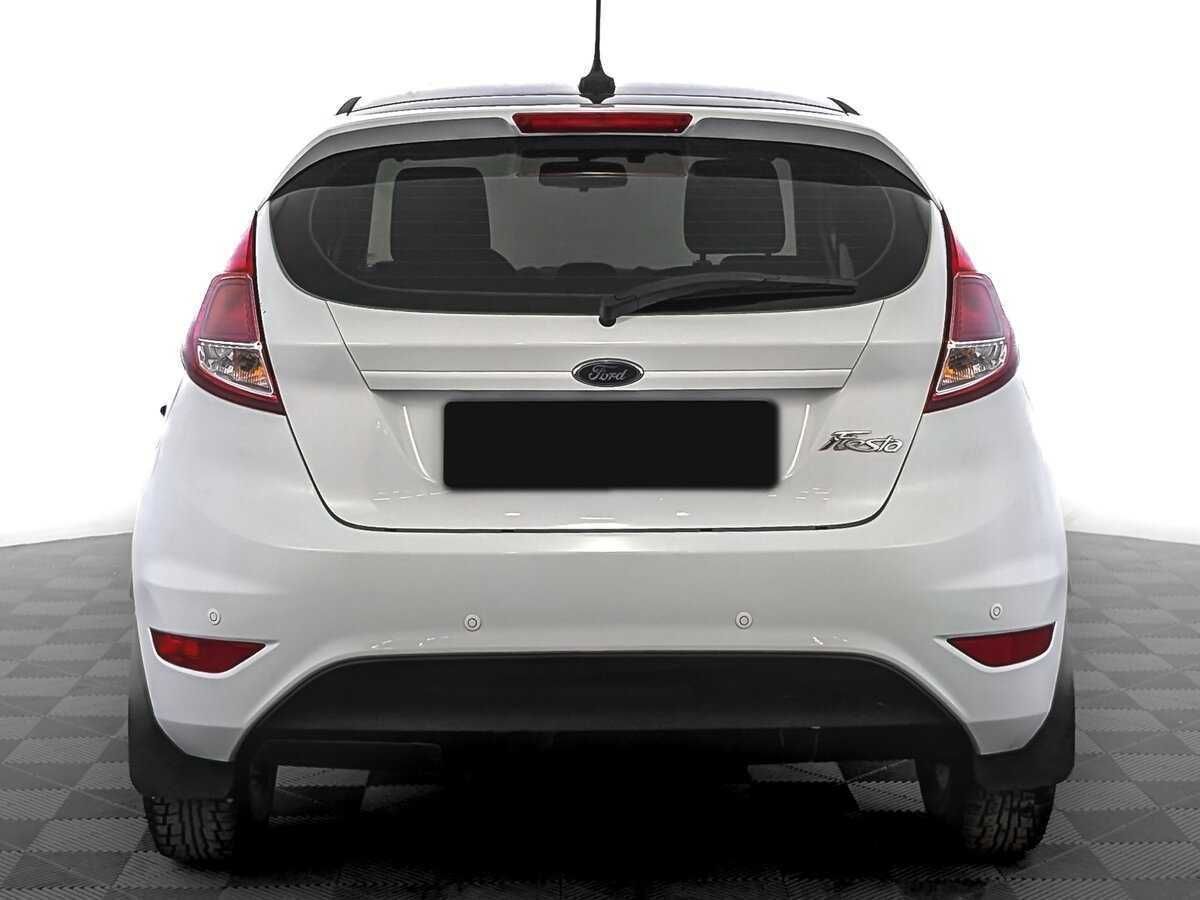 Ford Fiesta 2017 года с пробегом. Фото: #5