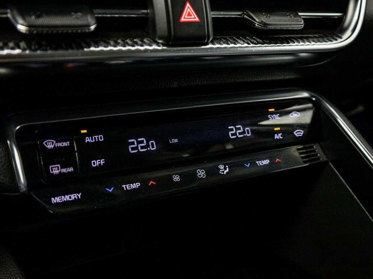 Kia K5 2021 года с пробегом. Фото: #14