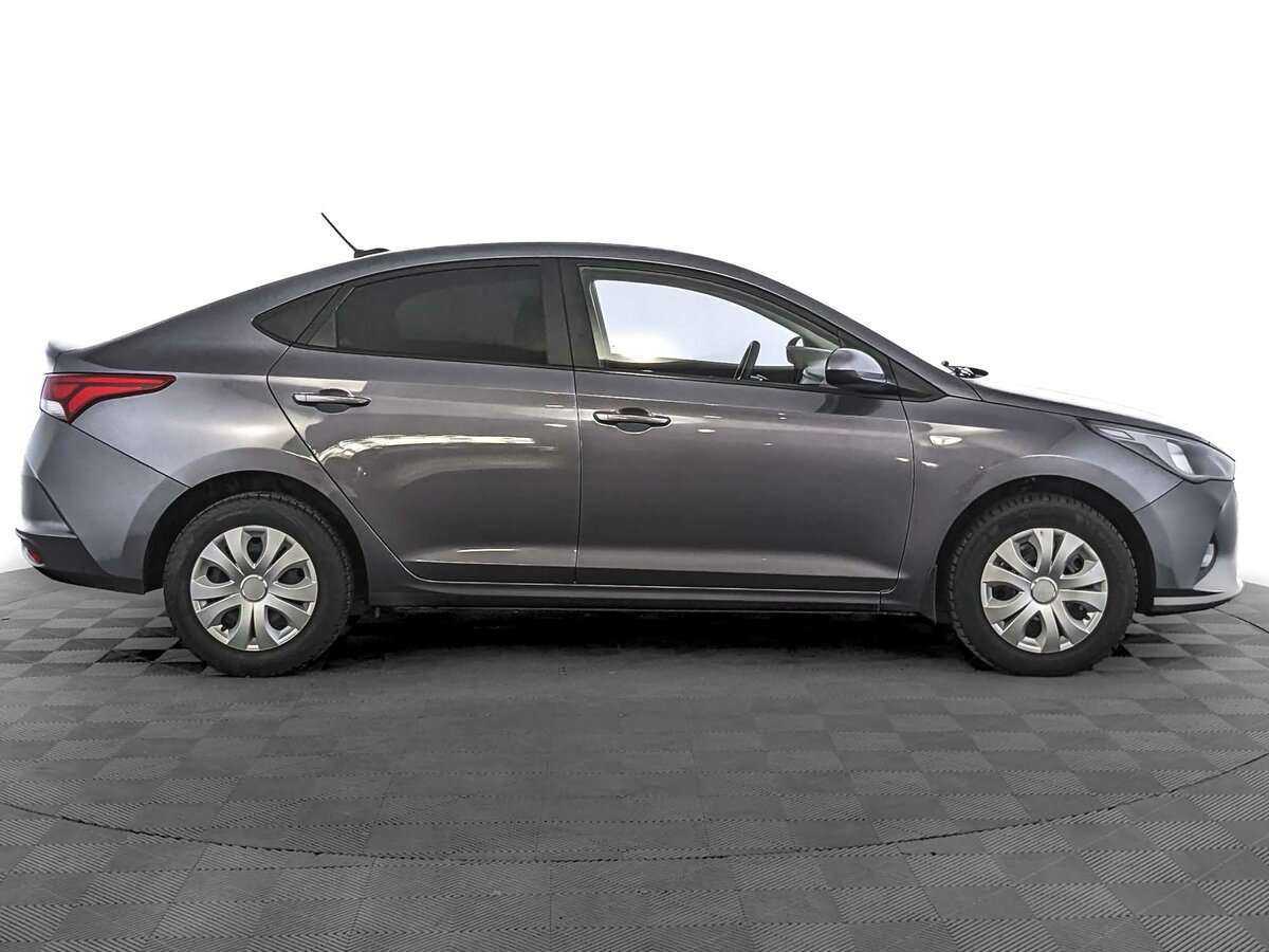 Hyundai Solaris 2021 года с пробегом. Фото: #3