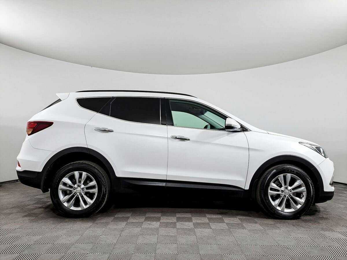 Hyundai Santa Fe 2017 года с пробегом. Фото: #3