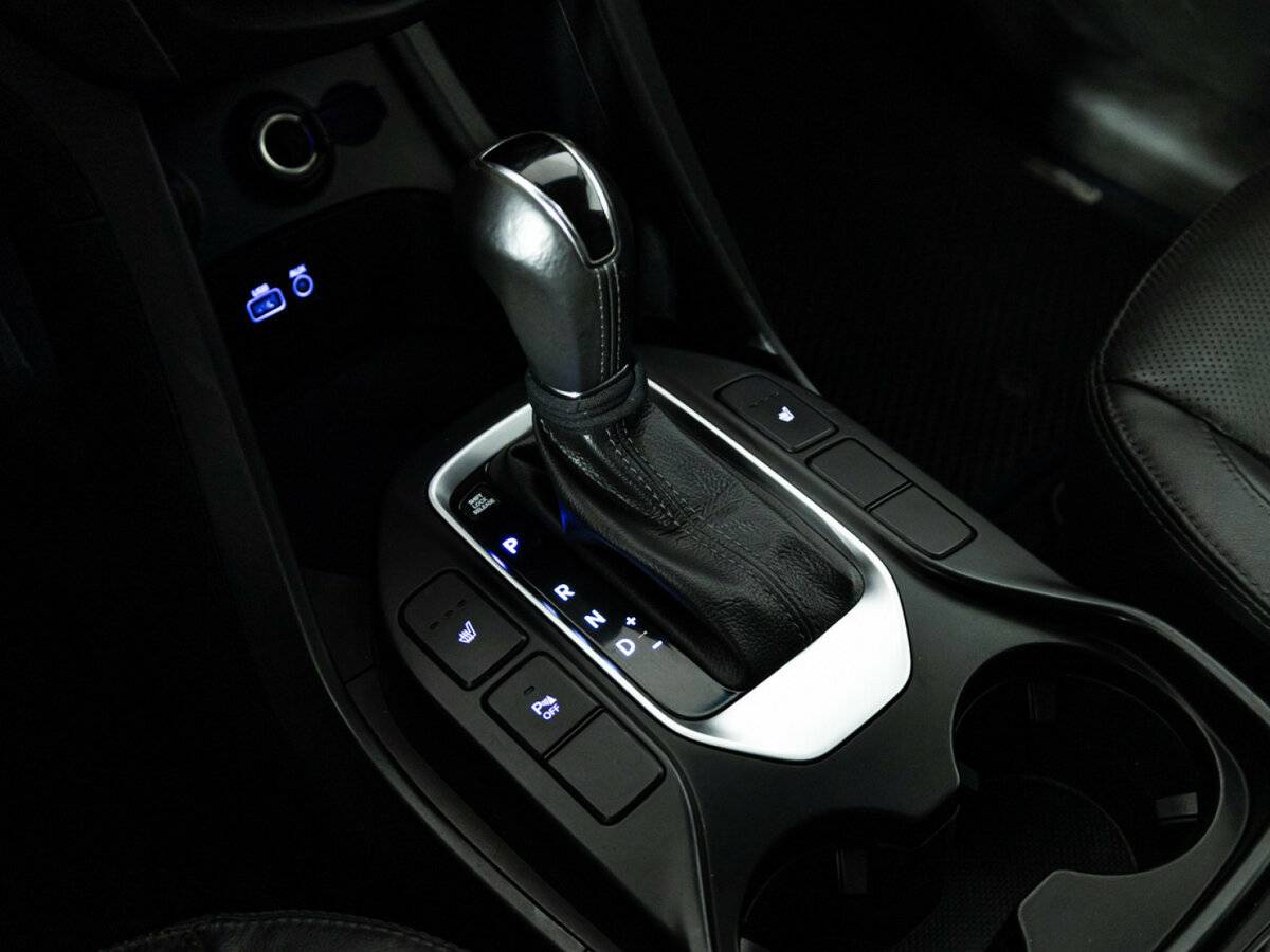 Hyundai Santa Fe 2017 года с пробегом. Фото: #12