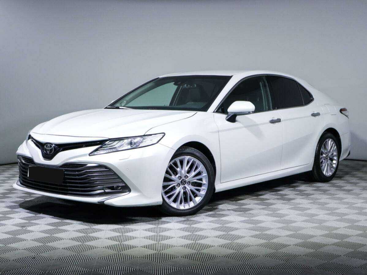 Toyota Camry 2018 года с пробегом. Фото: #0