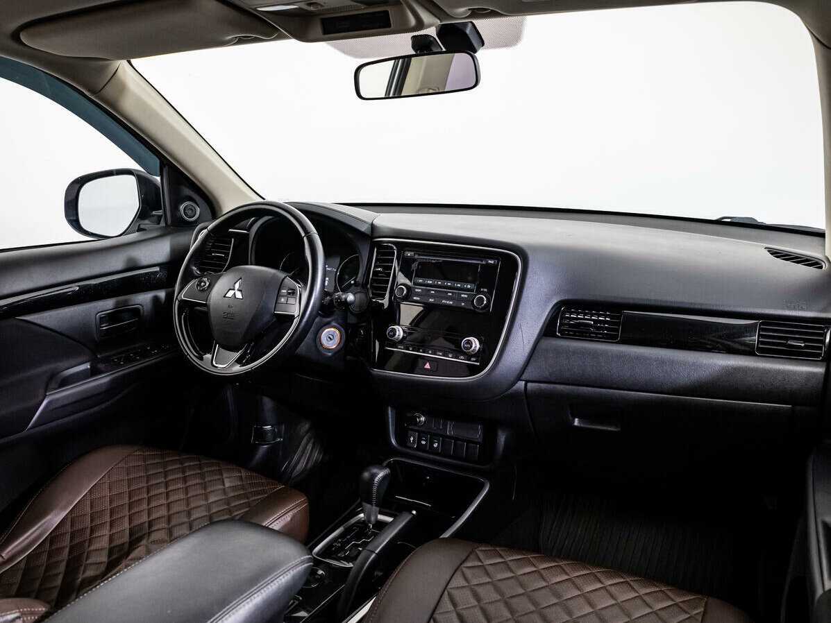 Mitsubishi Outlander 2020 года с пробегом. Фото: #6
