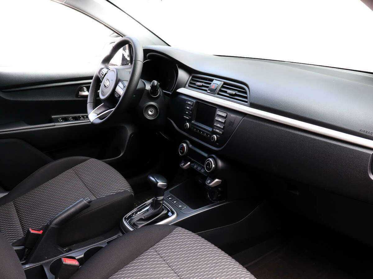 Kia Rio 2018 года с пробегом. Фото: #6