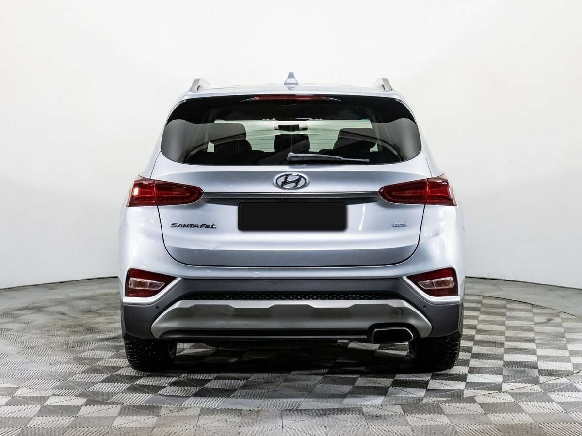 Hyundai Santa Fe 2018 года с пробегом. Фото: #4