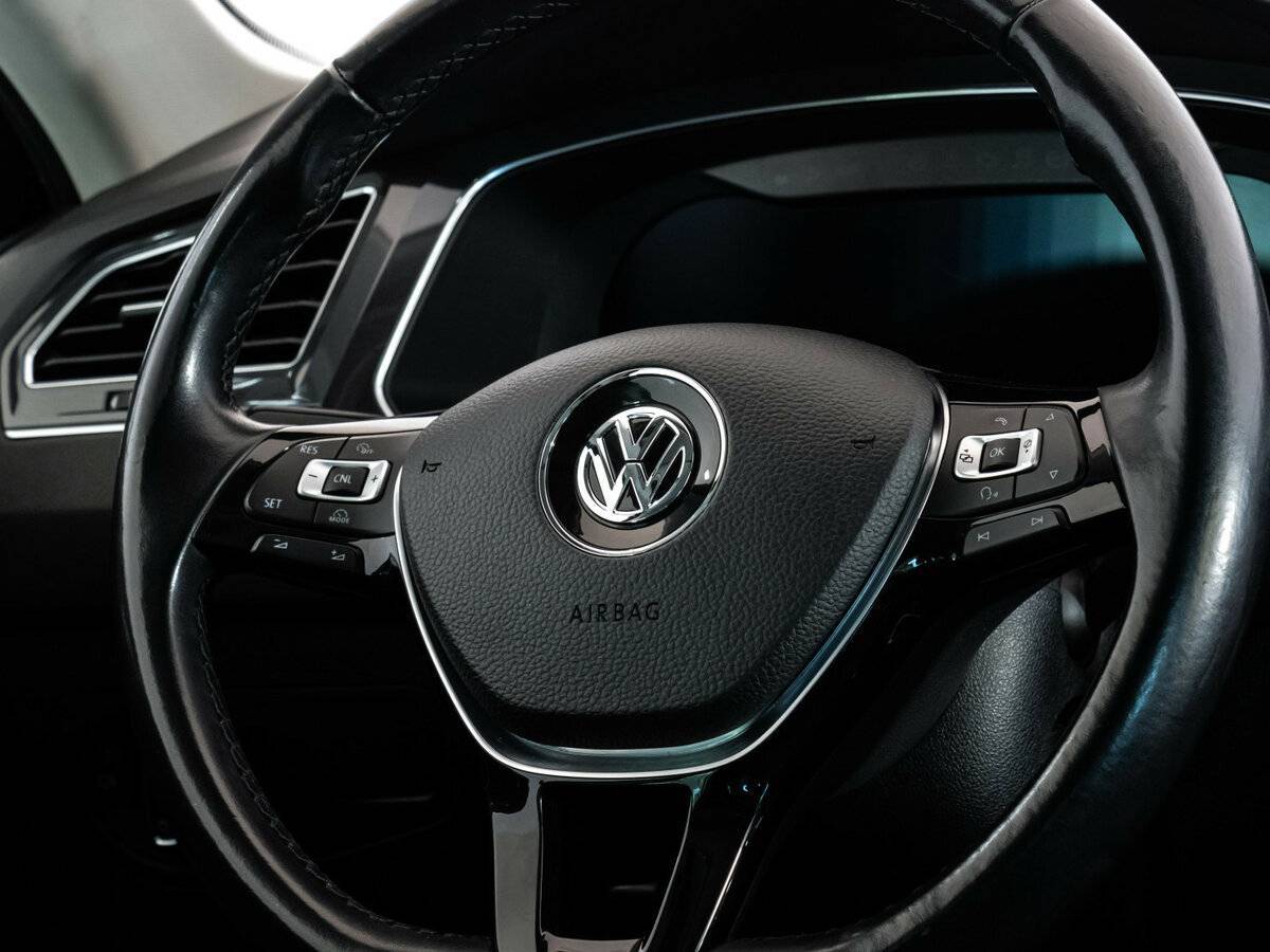 Volkswagen Tiguan 2018 года с пробегом. Фото: #11