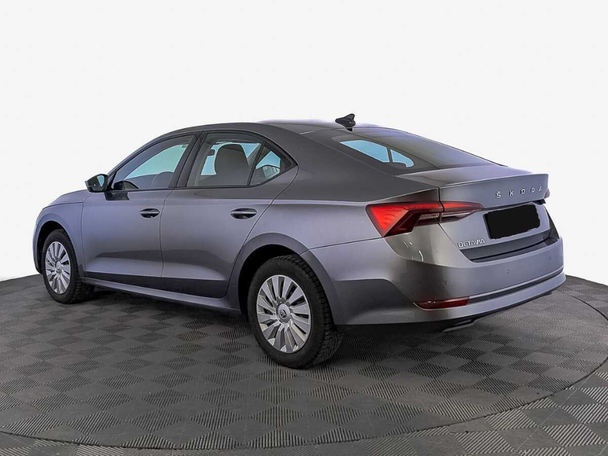 Skoda Octavia 2021 года с пробегом. Фото: #6