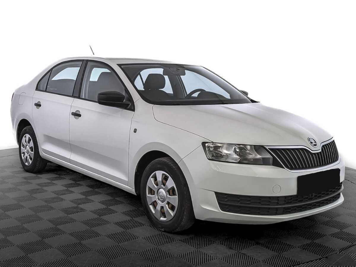 Skoda Rapid 2017 года с пробегом. Фото: #2