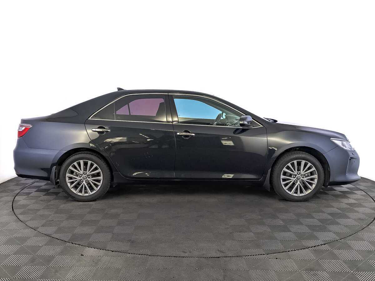 Toyota Camry 2016 года с пробегом. Фото: #3