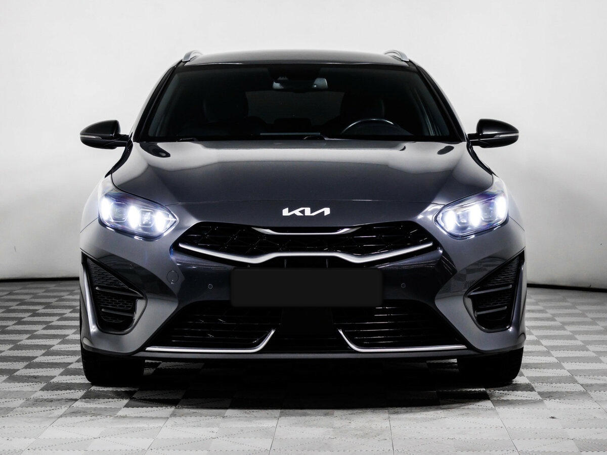 Kia Ceed 2021 года с пробегом. Фото: #1