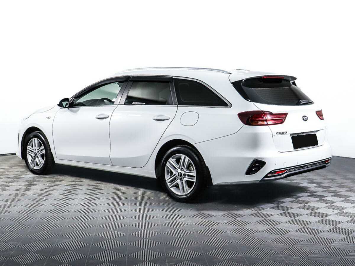 Kia Ceed 2021 года с пробегом. Фото: #6