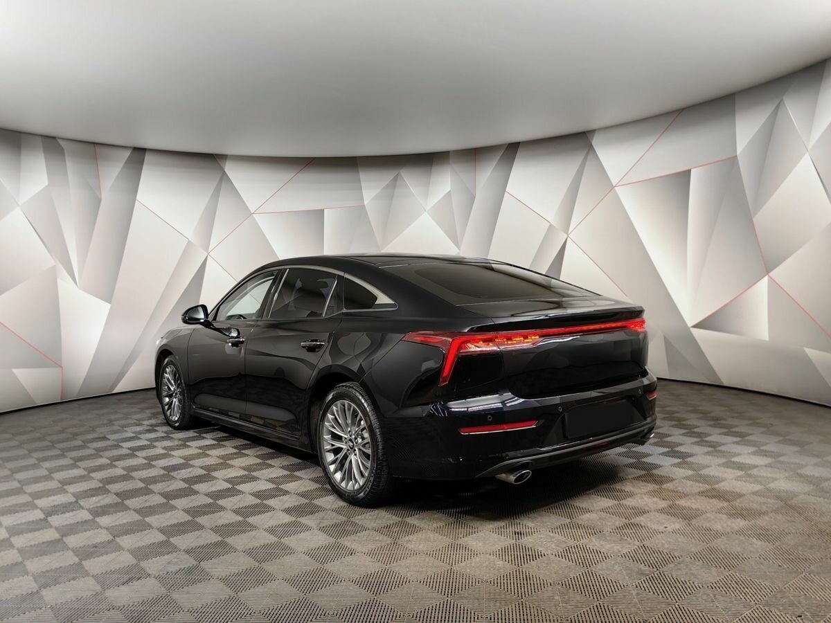 FAW Bestune B70 2023 года с пробегом. Фото: #3