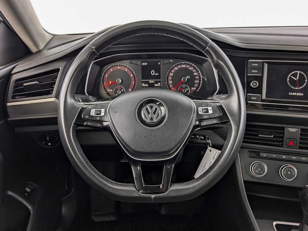 Volkswagen Jetta 2020 года с пробегом. Фото: #17