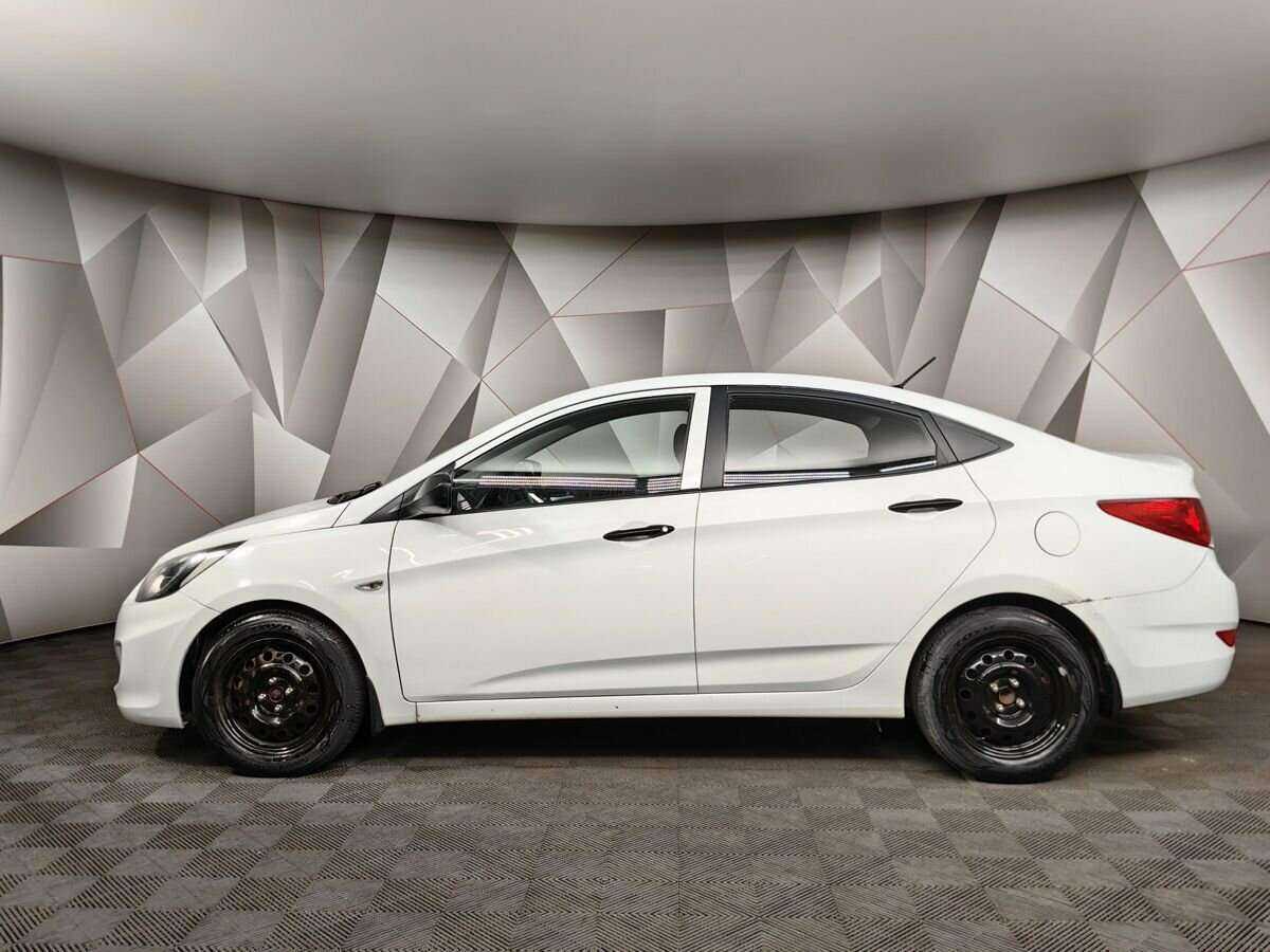 Hyundai Solaris 2013 года с пробегом. Фото: #4