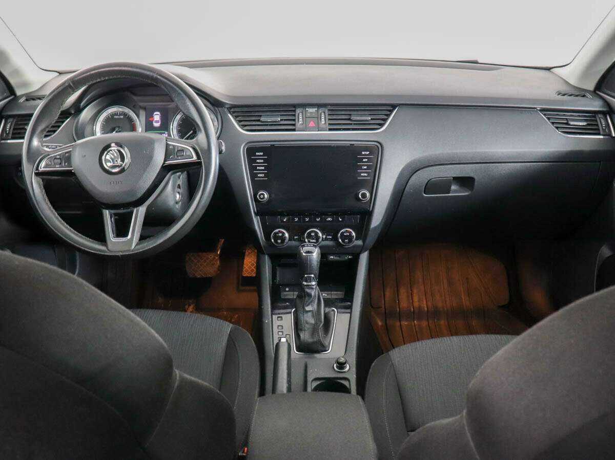 Skoda Octavia 2017 года с пробегом. Фото: #9
