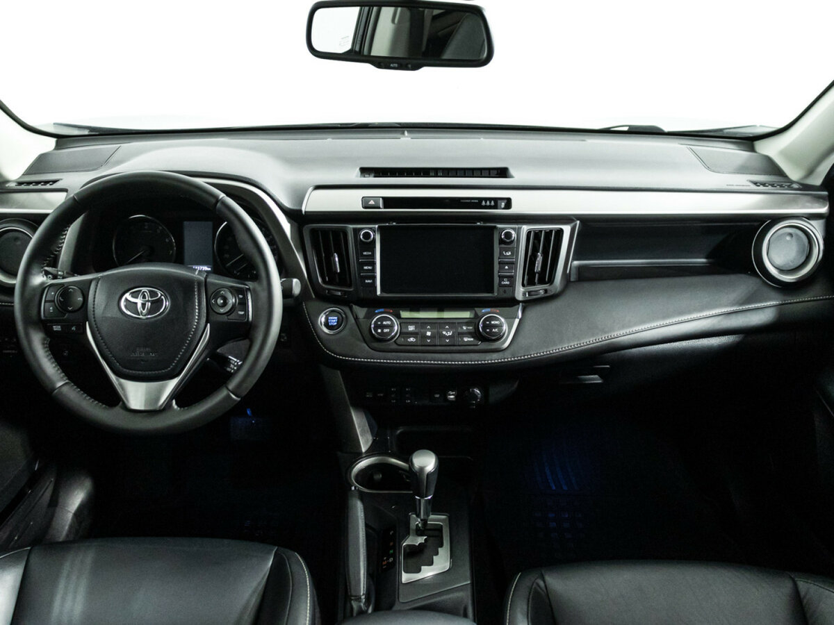 Toyota RAV4 2016 года с пробегом. Фото: #12