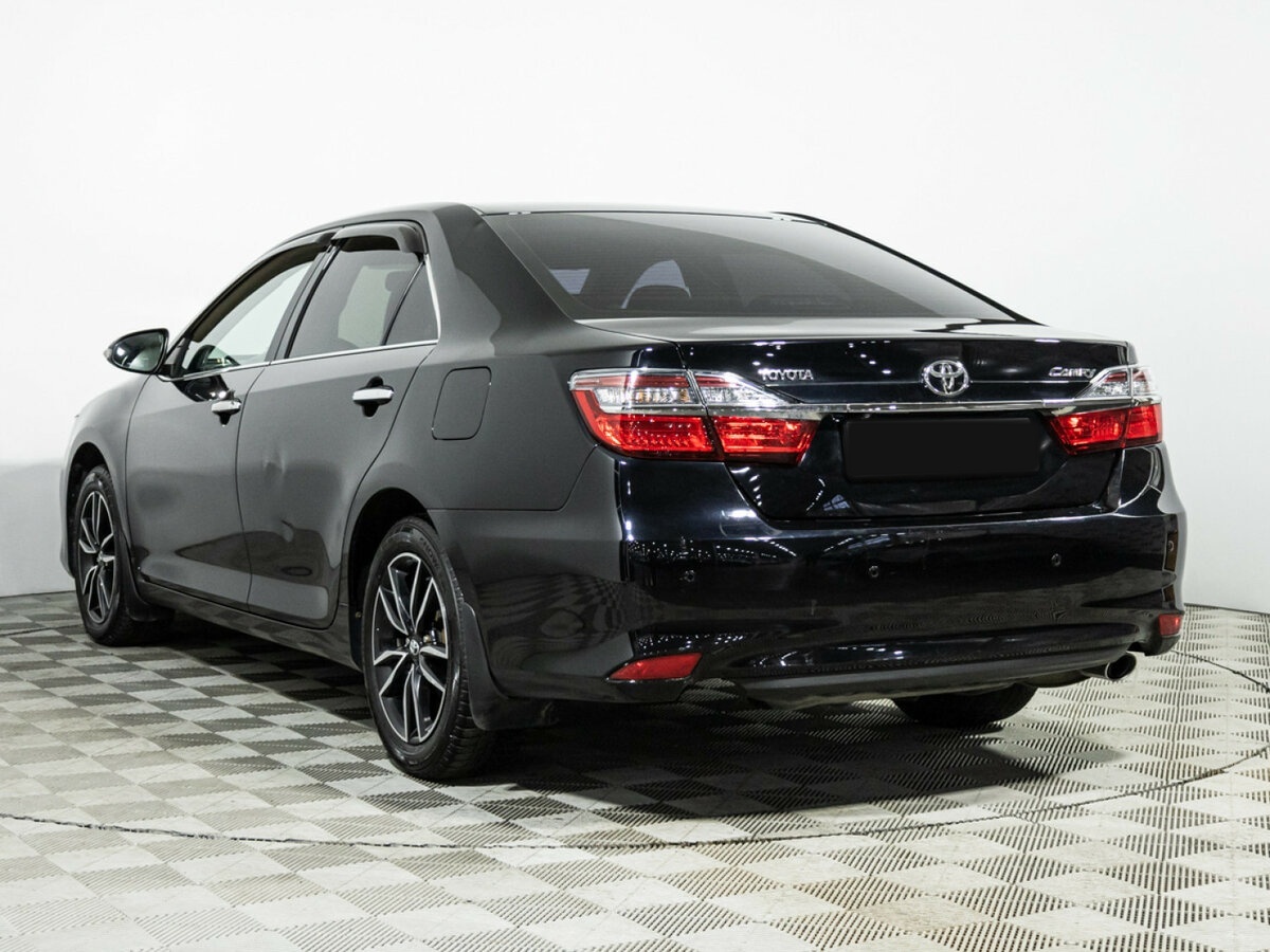 Toyota Camry 2016 года с пробегом. Фото: #5