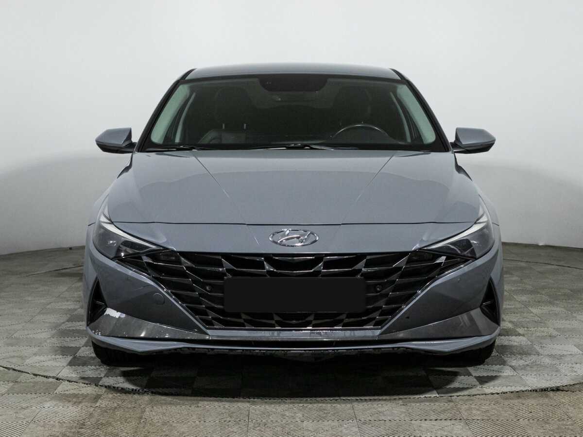 Hyundai Elantra 2021 года с пробегом. Фото: #1