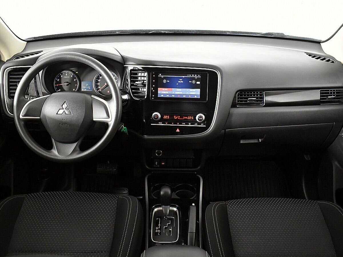 Mitsubishi Outlander 2020 года с пробегом. Фото: #9