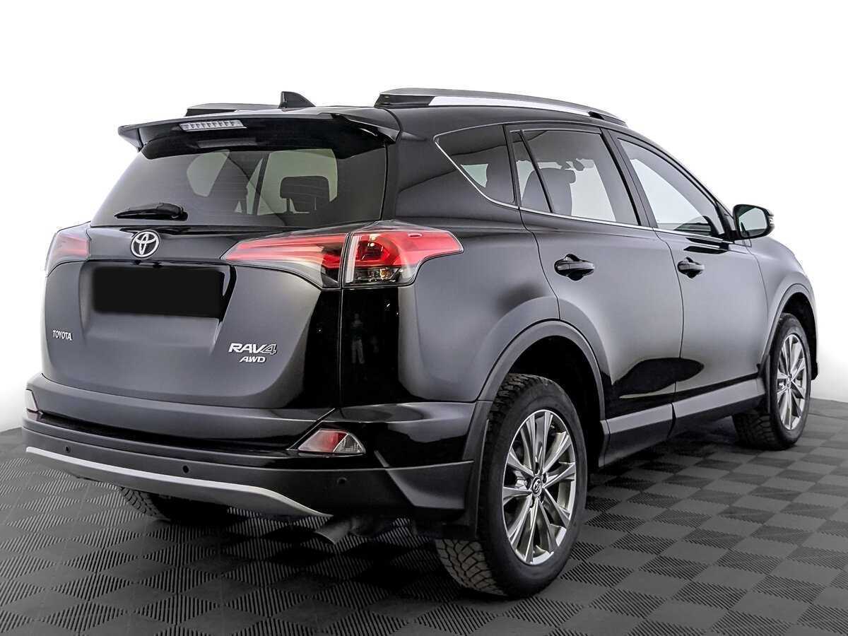 Toyota RAV4 2017 года с пробегом. Фото: #4