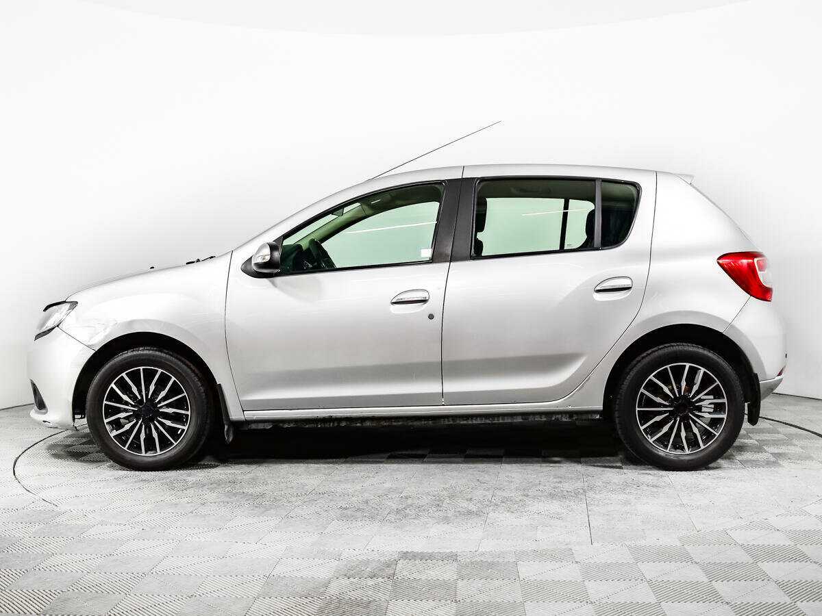 Renault Sandero 2015 года с пробегом. Фото: #7