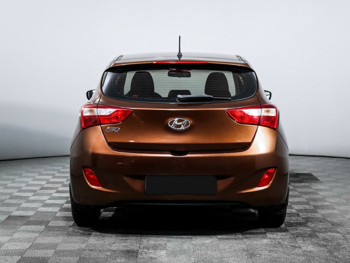 Hyundai i30 2012 года с пробегом. Фото: #4