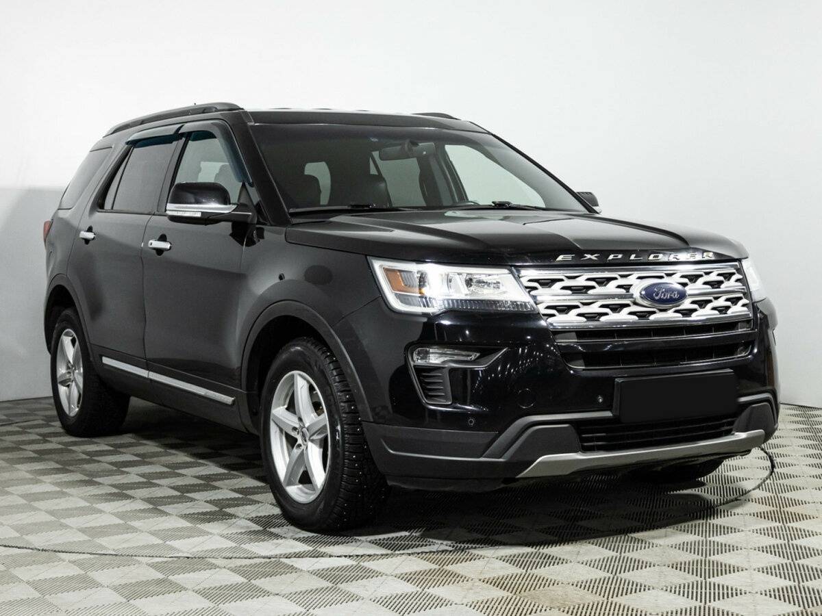 Ford Explorer 2018 года с пробегом. Фото: #2