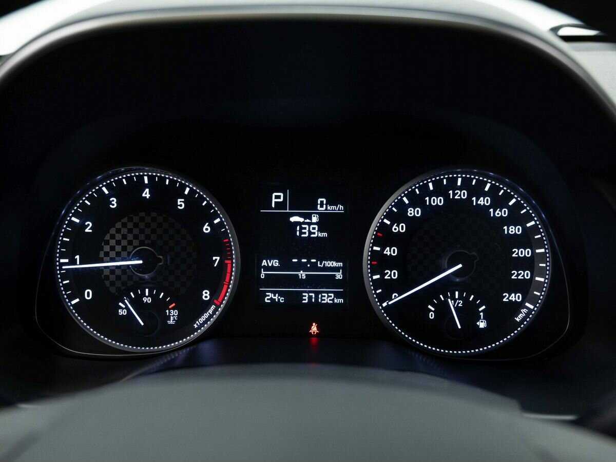 Hyundai Elantra 2020 года с пробегом. Фото: #18