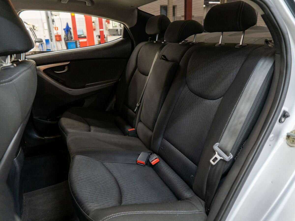 Hyundai Elantra 2012 года с пробегом. Фото: #6