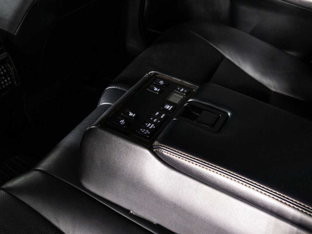 Toyota Camry 2016 года с пробегом. Фото: #18