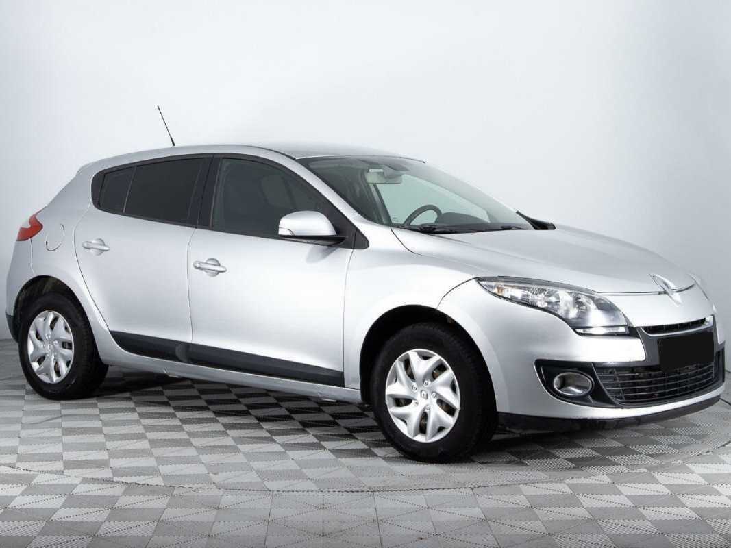 Renault Megane 2012 года с пробегом. Фото: #2