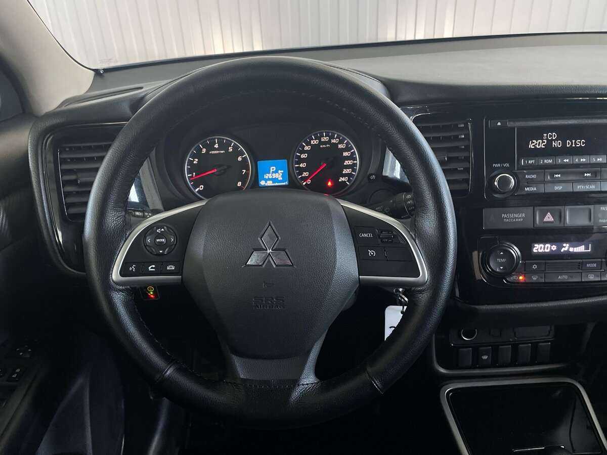 Mitsubishi Outlander 2018 года с пробегом. Фото: #9