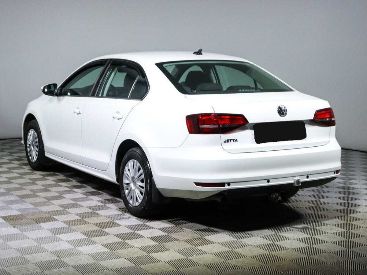 Volkswagen Jetta 2017 года с пробегом. Фото: #5