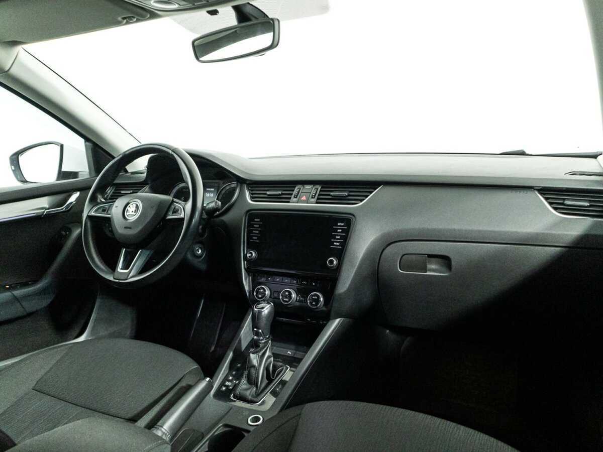 Skoda Octavia 2017 года с пробегом. Фото: #8